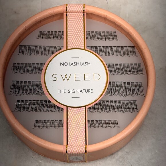 SWEED - No Lash-Lash False Eyelashes | Tapered, Natural, Lightweight | Vegan - Picture 1 of 5